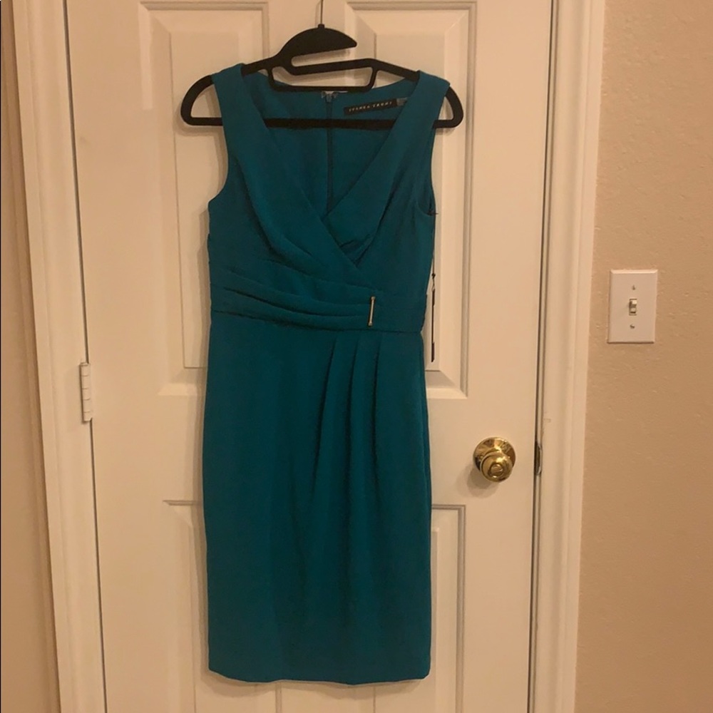 Ivanka Trump sleeveless sheath dress 2